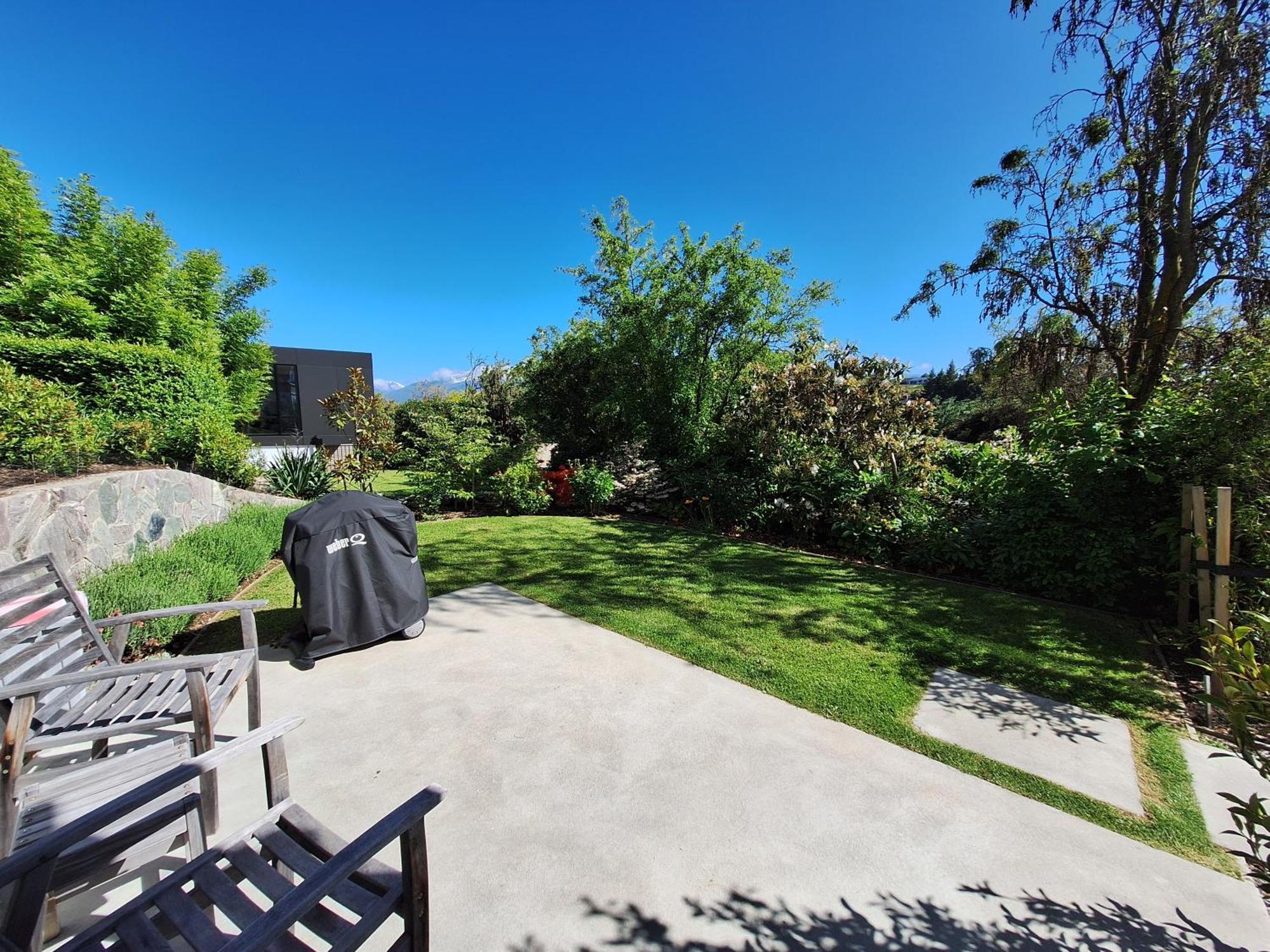 Kowhai Studio -Private Opposite Golf Course In Central Wanaka Bagian luar foto